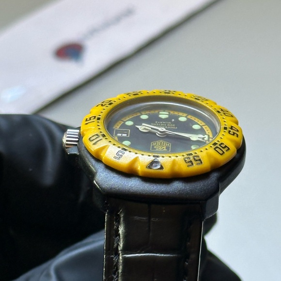 TAG Heuer Formula 1 Professional 380.508 Ladies' 28mm Vintage Sport Watch - Picture 5 of 14